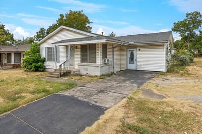 2007 Haltom Road, Haltom City TX 76117 - Photo 3