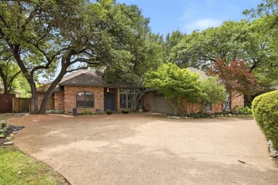 8710 Sanshire Avenue, Dallas TX 75231 - Photo 3