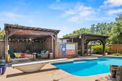 1946 Oakbluff Drive, Carrollton TX 75007 - Photo 2
