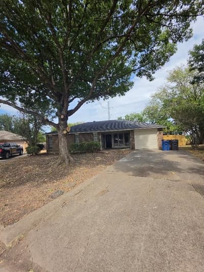 309 West Court, Glenn Heights TX 75154 - Photo 2