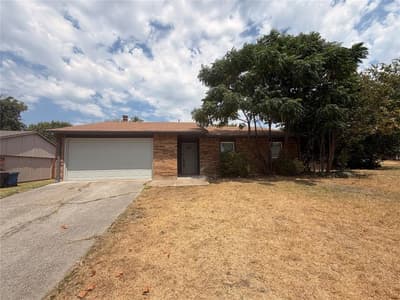 124 W Way Drive, Allen TX 75002 - Photo 2