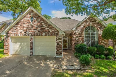 3107 Lake Oak Drive, Arlington TX 76017