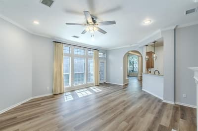 3107 Lake Oak Drive, Arlington TX 76017 - Photo 4