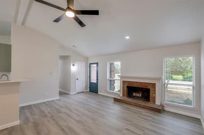4201 Arbor Creek Drive, Carrollton TX 75010 - Photo 3