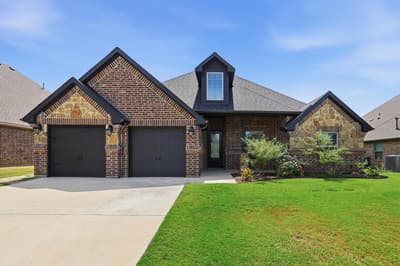 715 La Paloma Road, Sanger TX 76266 - Photo 2