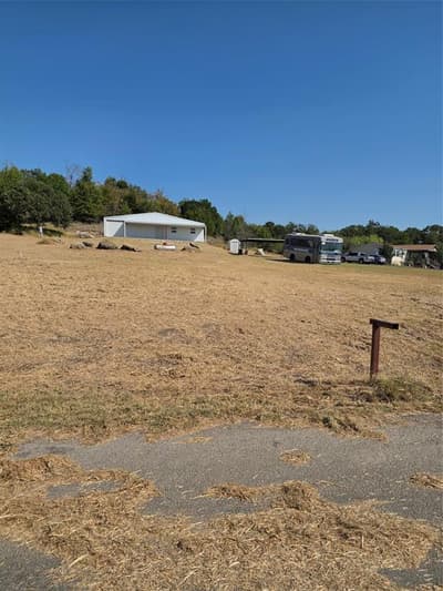 243 Blue Sky Lane, Springtown TX 76082 - Photo 2