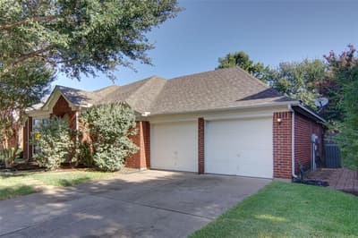 6928 Spring Valley Way, Fort Worth TX 76132 - Photo 3