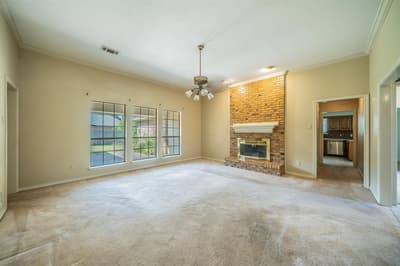 529 Winston Street, Grand Prairie TX 75052 - Photo 3