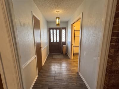 528 Marcus Drive, Lewisville TX 75057 - Photo 2