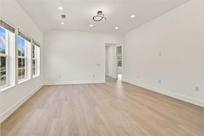 2721 Sycamore Court, Granbury TX 76048 - Photo 4