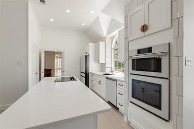 144 Hearthwood Drive, Coppell TX 75019 - Photo 3