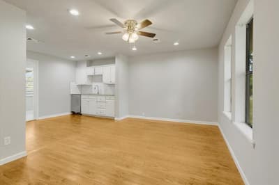 1310 W Laurel Street, Sherman TX 75092 - Photo 4