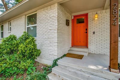 2824 W Kiest Boulevard, Dallas TX 75233 - Photo 2