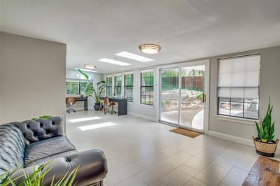 2824 W Kiest Boulevard, Dallas TX 75233 - Photo 5
