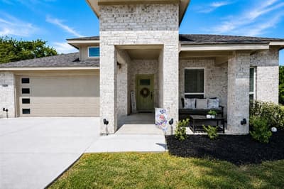 1420 Marshall Street, Greenville TX 75401 - Photo 2