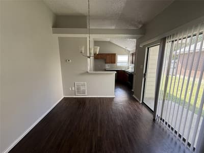 404 Seminary Ridge, Mesquite TX 75149 - Photo 4