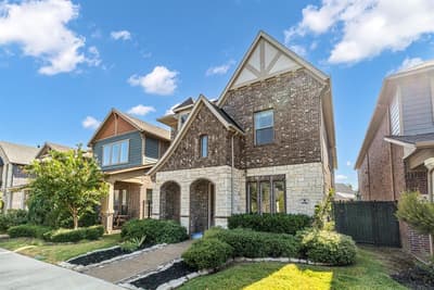 4506 Spanish Indigo Lane, Arlington TX 76005 - Photo 2