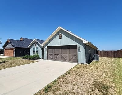 905 Rodgers Avenue, Godley TX 76044 - Photo 3