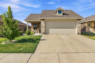 5709 Honey Creek Street, Fort Worth TX 76179 - Photo 3