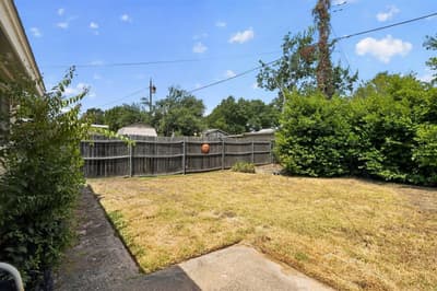 2125 Meadow Glen, Irving TX 75060 - Photo 5