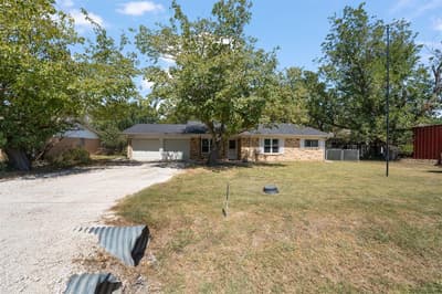 502 N King Street, Itasca TX 76055