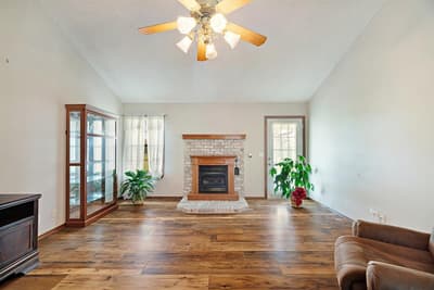 537 Farm Road 2820, Sumner TX 75486 - Photo 4