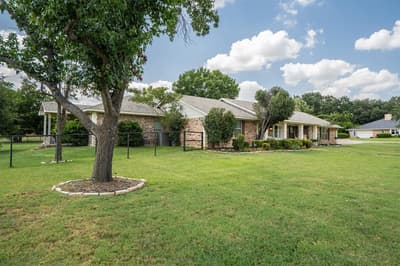 301 Meadow Knoll Drive, Double Oak TX 75077 - Photo 5