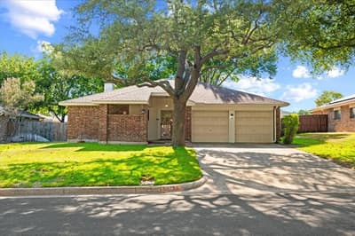424 Grand Meadow Drive, Fort Worth TX 76108 - Photo 3