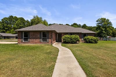 307 Bob White, Pittsburg TX 75686
