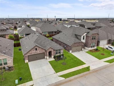 9805 Quail Pointe Road, Aubrey TX 76227 - Photo 3
