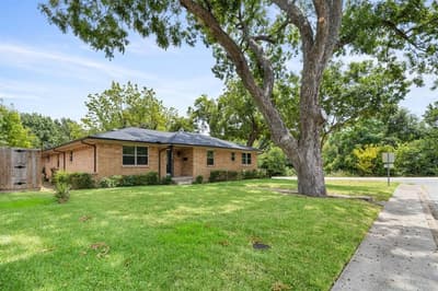 600 N Young Boulevard, DeSoto TX 75115 - Photo 2