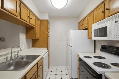 3209 Donnelly Circle # 107, Fort Worth TX 76107 - Photo 4