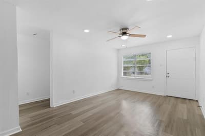 3835 Lovingood Drive, Dallas TX 75241 - Photo 2