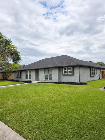 1922 Camden Way, Carrollton TX 75007 - Photo 2
