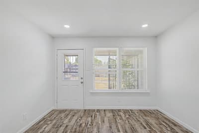 1209 Grinnell Street, Dallas TX 75216 - Photo 2