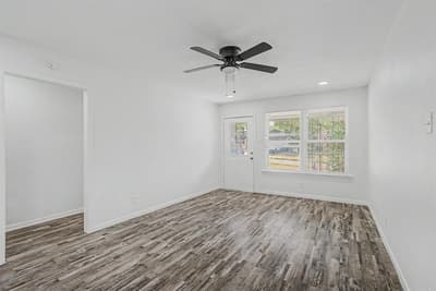 1209 Grinnell Street, Dallas TX 75216 - Photo 3