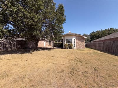 2915 Olympia Drive, Grand Prairie TX 75052 - Photo 5