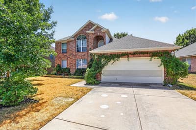 8646 Granville Drive, Dallas TX 75249 - Photo 2