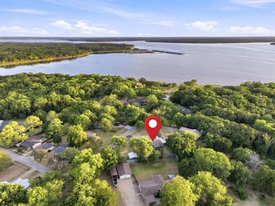 1027 Paradise Cove Road, Pottsboro TX 75076 - Photo 2