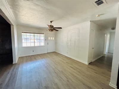 220 Texas Street, Cedar Hill TX 75104 - Photo 2