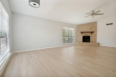 2602 Knoll Trail, Euless TX 76039 - Photo 4