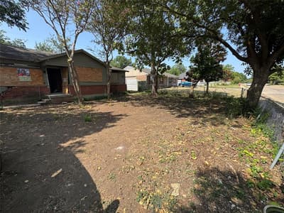 4474 Moler Street, Dallas TX 75211