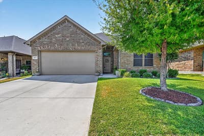 5817 Stream Drive, Fort Worth TX 76137 - Photo 2