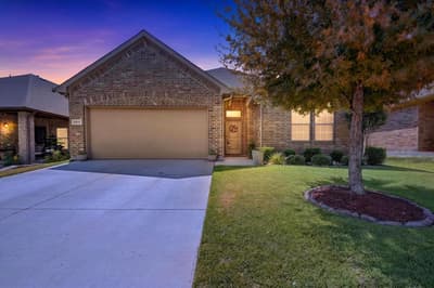 5817 Stream Drive, Fort Worth TX 76137