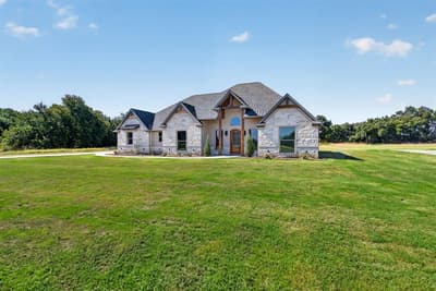 129 Heritage Springs Drive, Weatherford TX 76087 - Photo 3