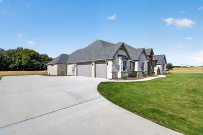129 Heritage Springs Drive, Weatherford TX 76087 - Photo 5