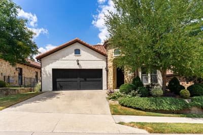 2909 Siena Drive, Denton TX 76210 - Photo 2