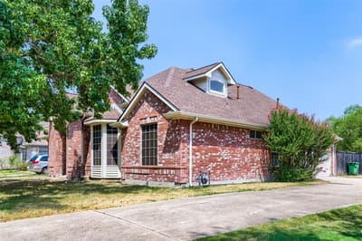 316 Shady Timbers Lane, Murphy TX 75094 - Photo 2