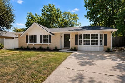 516 Clover Lane, Garland TX 75043 - Photo 2