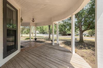 605 S Bond Street, Whitewright TX 75491 - Photo 2